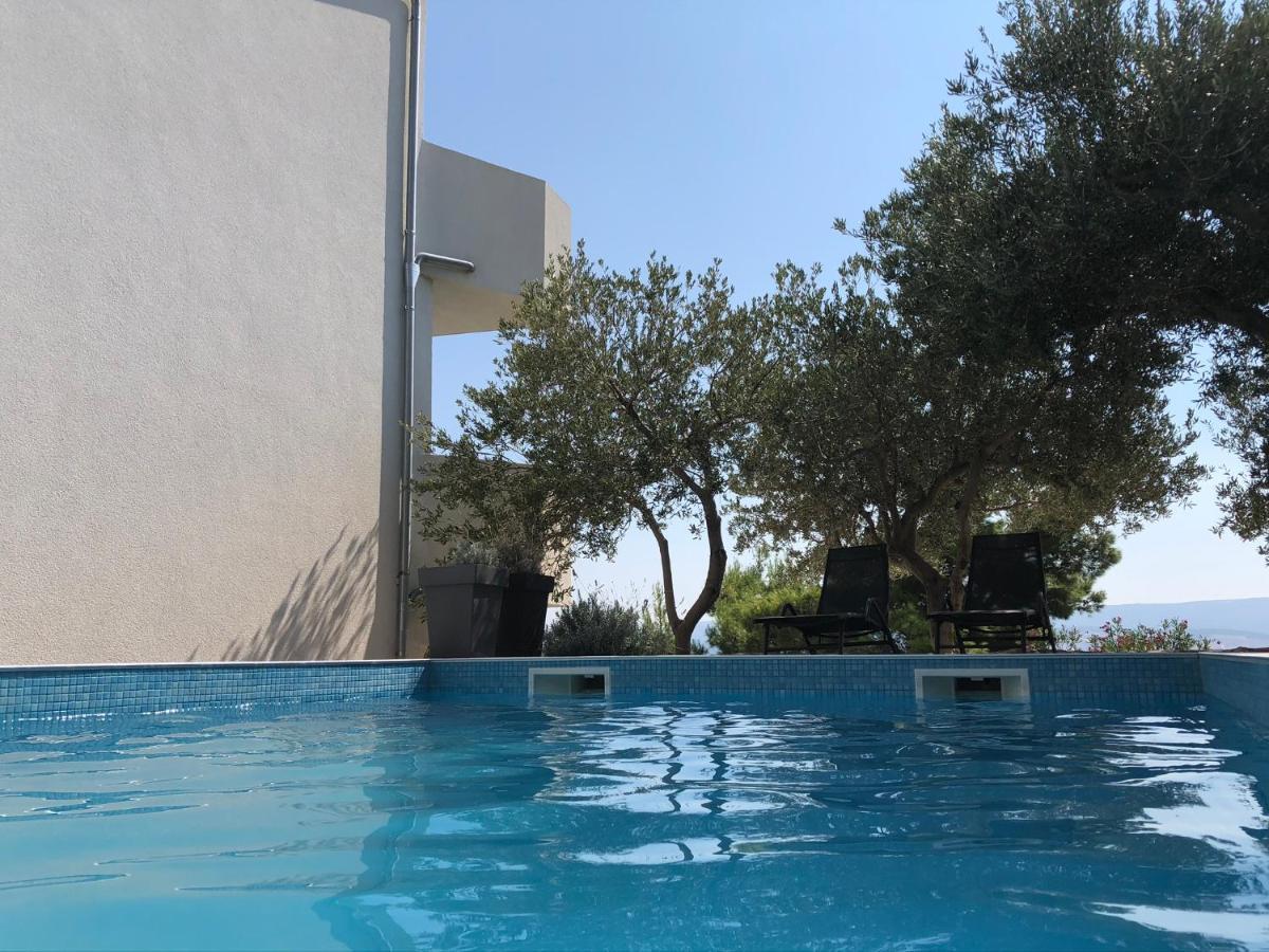 Apartmani Milka I Jozo Omis Exterior photo