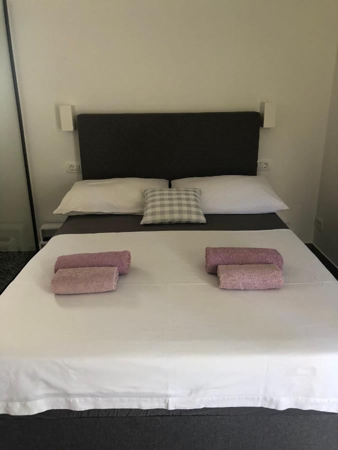 Apartmani Milka I Jozo Omis Exterior photo