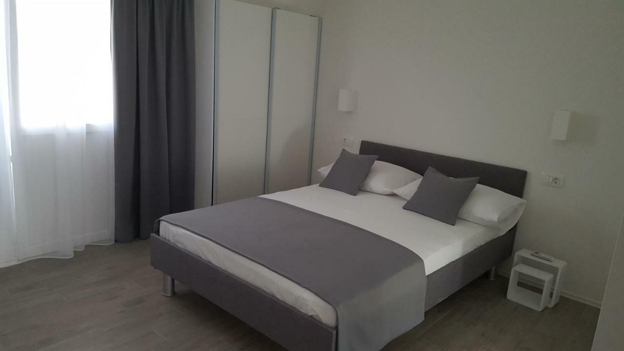 Apartmani Milka I Jozo Omis Exterior photo